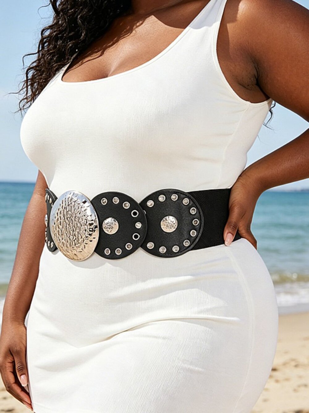 BNWT Plus Size Boho Western Hammered Disk Buckle Elastic Fashion Belt-Silver